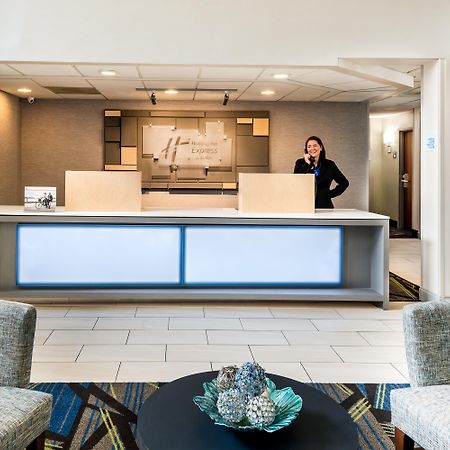 Holiday Inn Express & Suites Charlotte Arpt-Belmont By Ihg Ngoại thất bức ảnh