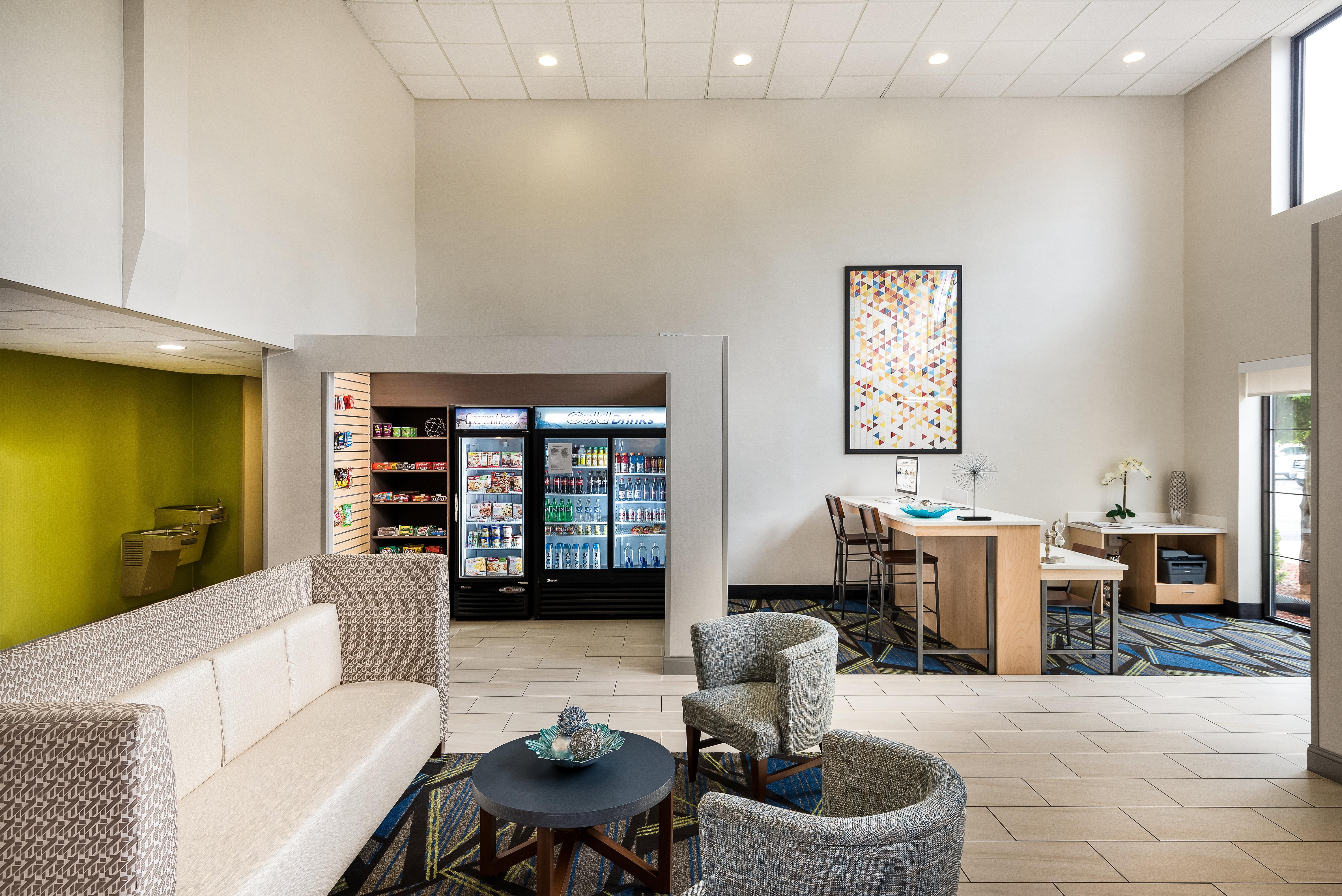 Holiday Inn Express & Suites Charlotte Arpt-Belmont By Ihg Ngoại thất bức ảnh