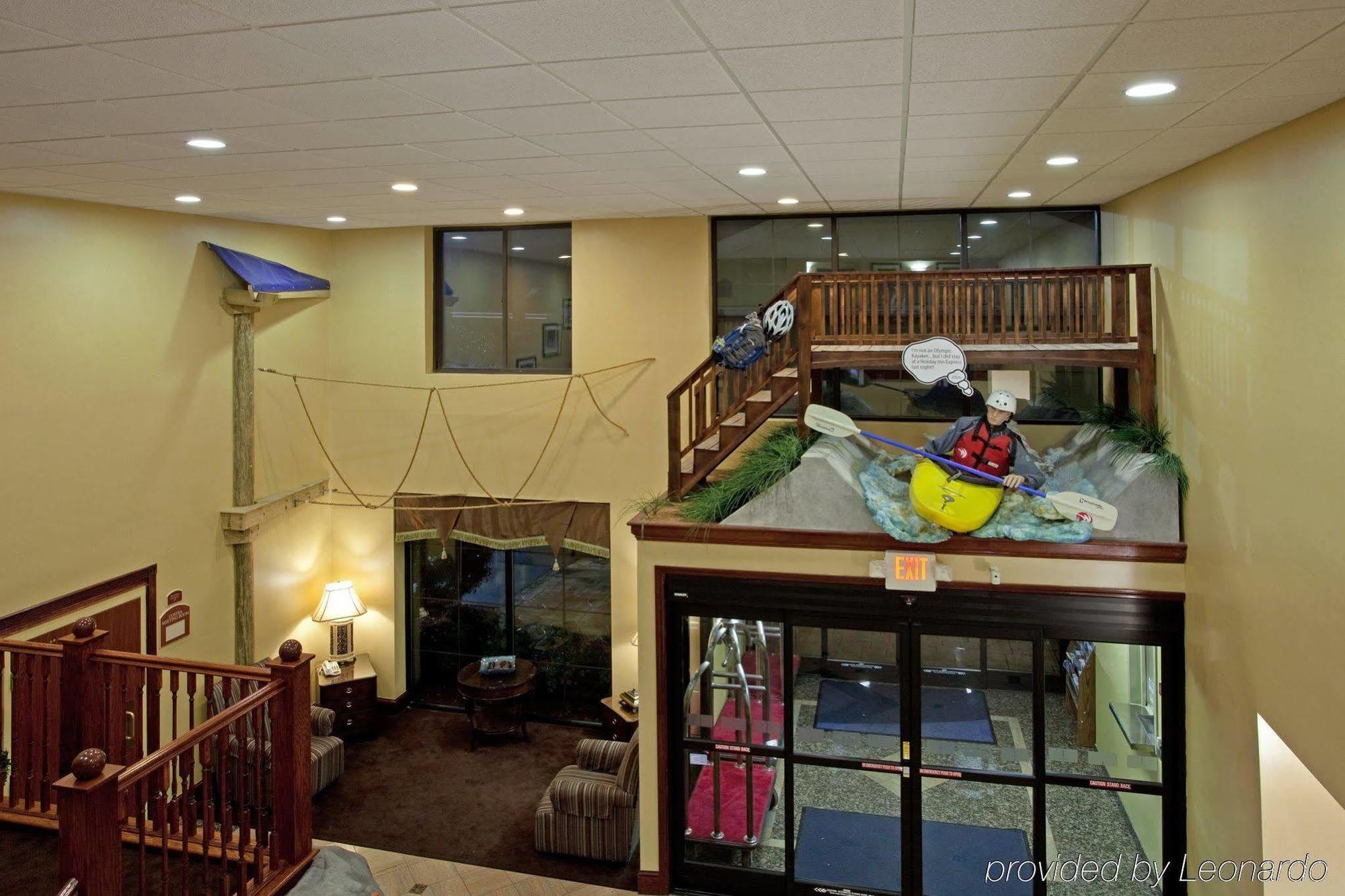 Holiday Inn Express & Suites Charlotte Arpt-Belmont By Ihg Ngoại thất bức ảnh